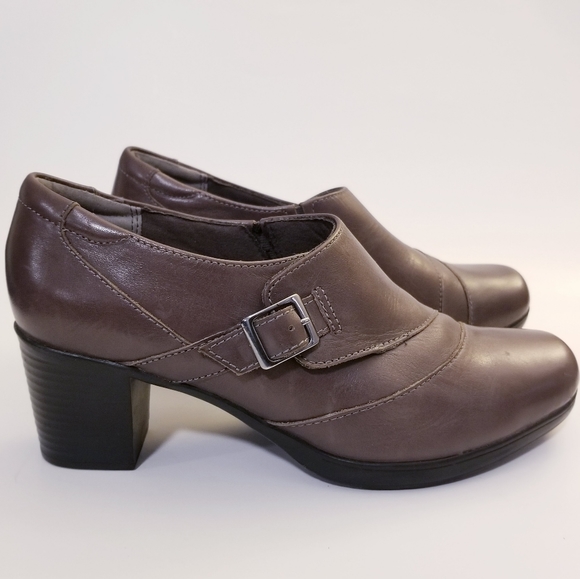 Clarks Shoes - Clark's Bendables Booties, Size 10M